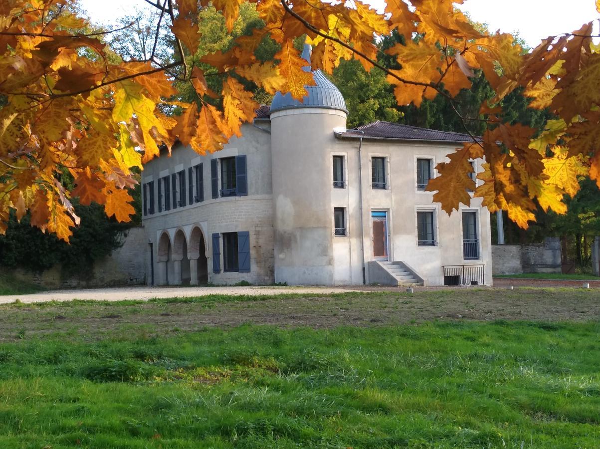Lodge Hôtel de Sommedieue Verdun Exterior foto